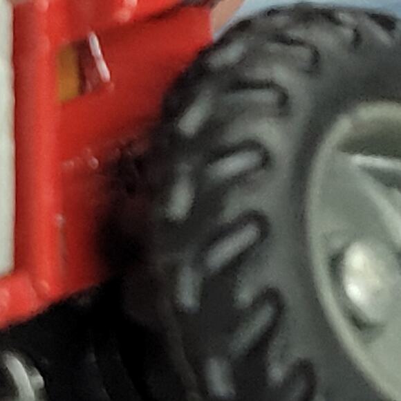 Vintage Ertl 1/64 scale die-cast Massey Harris 699 w/frontend tractor red/silver - Picture 8 of 8